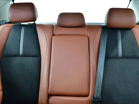 Used 2024 MAZDA MAZDA3 s image 22