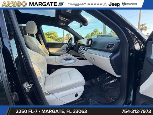 Used 2025 Mercedes-Benz GLS 450 4MATIC image 18