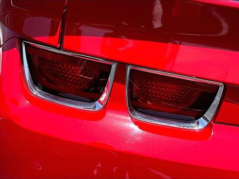 Used 2010 Chevrolet Camaro SS w/ RS Package RWD image 29