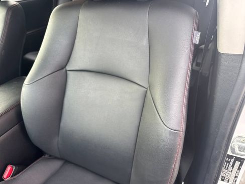 Used 2020 Toyota 4Runner TRD Off-Road Premium w/ Moonroof Package AWD/4WD image 32