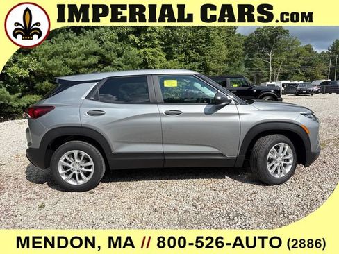 New 2026 Chevrolet TrailBlazer LS w/ LS Convenience Package FWD image 13