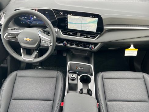 New 2026 Chevrolet Equinox LT w/ Convenience Package II image 10