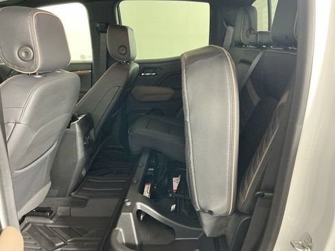 Used 2024 GMC Canyon Denali AWD/4WD image 30
