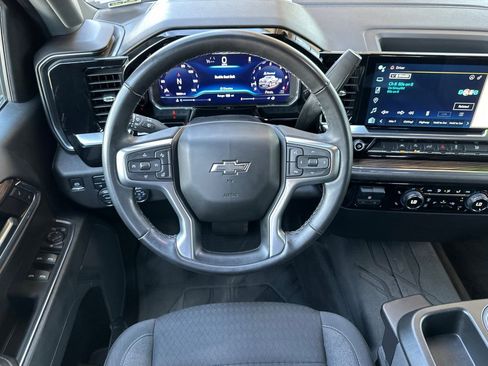 Certified 2024 Chevrolet Silverado 1500 RST w/ Protection Package AWD/4WD image 15