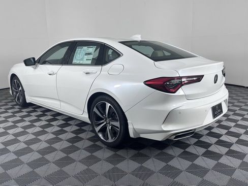 Used 2025 Acura TLX w/ Technology Package image 5