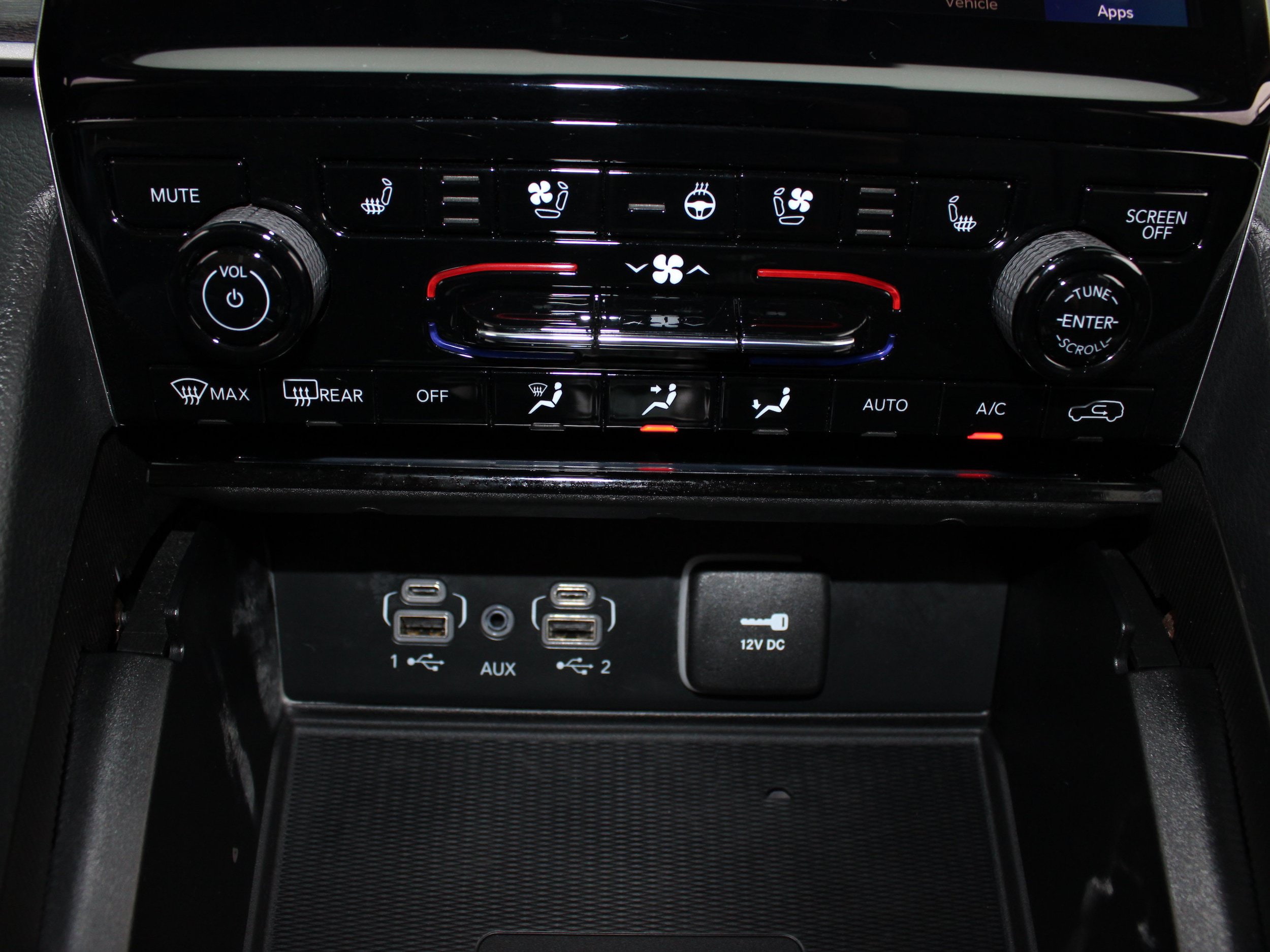 Used 2023 Jeep Grand Cherokee Limited w/ Luxury Tech Group II AWD/4WD image 29