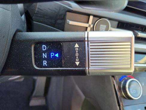 Certified 2024 Hyundai Santa Fe XRT image 8