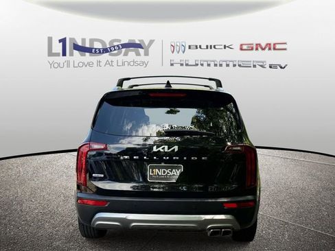 Used 2022 Kia Telluride S AWD/4WD image 3