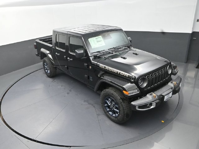 New 2026 Jeep Gladiator Sport AWD/4WD image 10