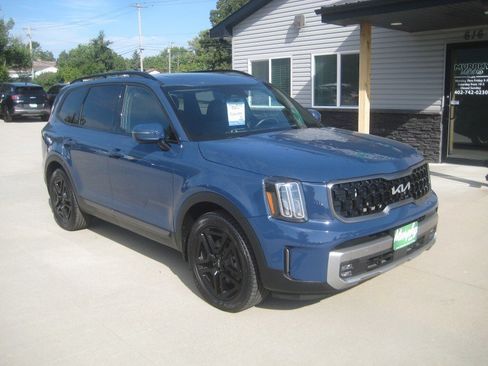 Used 2023 Kia Telluride SX Prestige X-Line AWD/4WD image 2