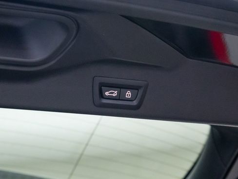 Used 2023 BMW X5 M50i w/ Executive Package image 33