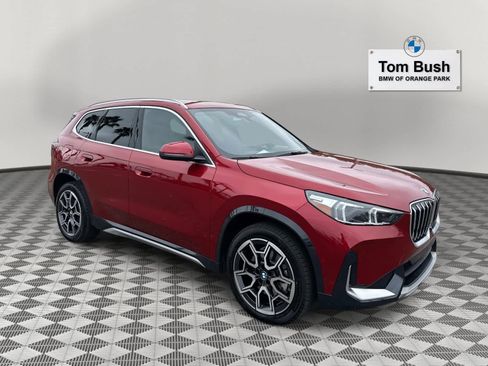 Used 2026 BMW X1 xDrive28i w/ Technology Package image 3