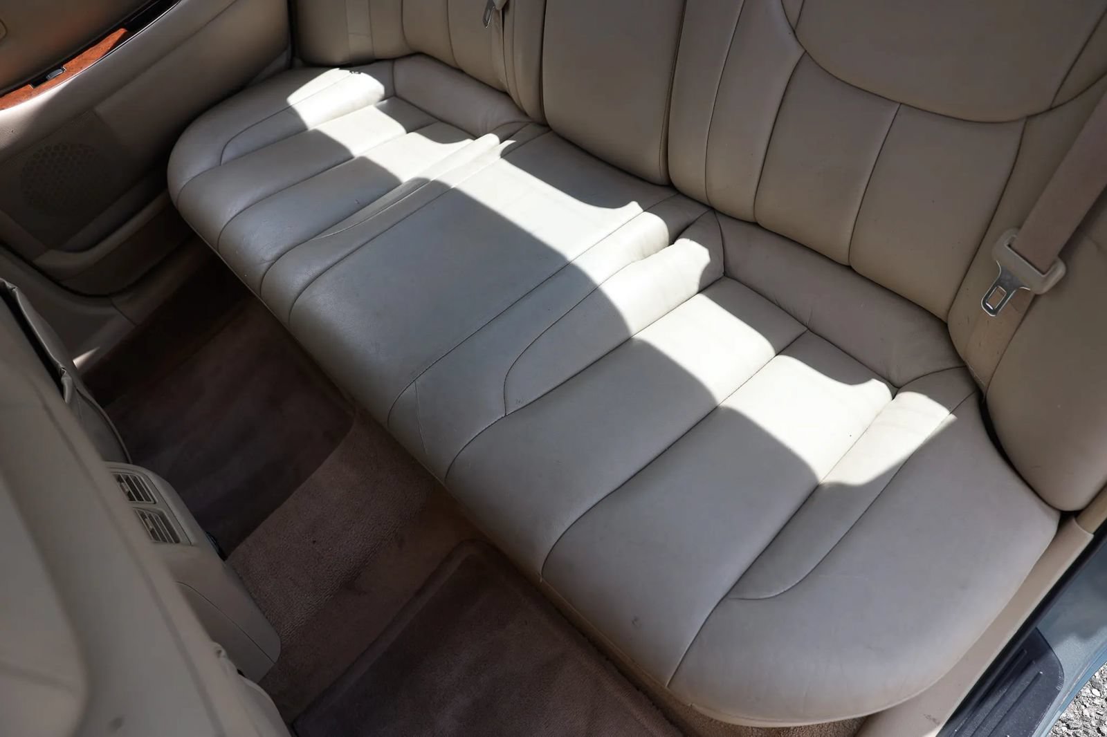 Used 2001 Toyota Avalon XLS w/ Option Pkg 5 FWD image 20