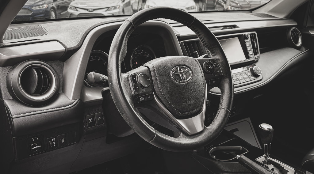Used 2017 Toyota RAV4 Limited w/ All Weather Liner Package AWD/4WD image 2