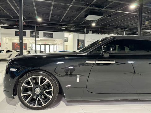 Used 2017 Rolls-Royce Dawn image 54
