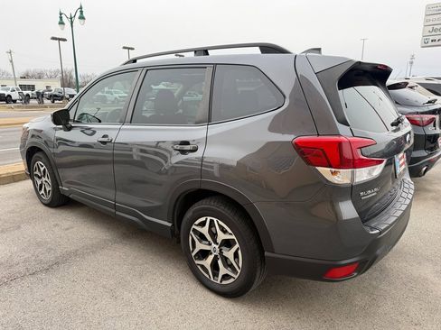 Used 2021 Subaru Forester Premium w/ Popular Package #1 image 16