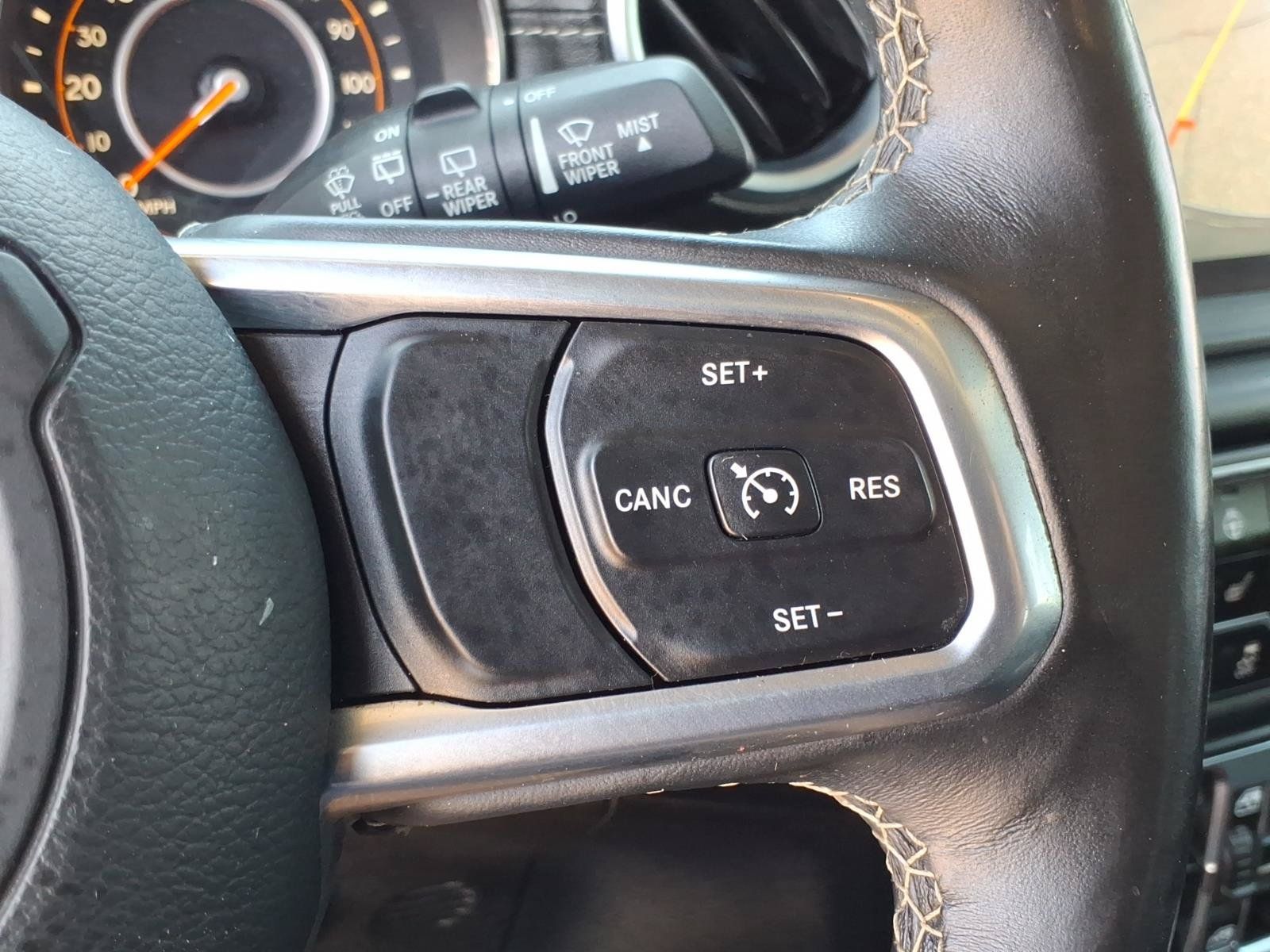 Used 2019 Jeep Wrangler Unlimited Sahara w/ Quick Order Package 24M Moab AWD/4WD image 32