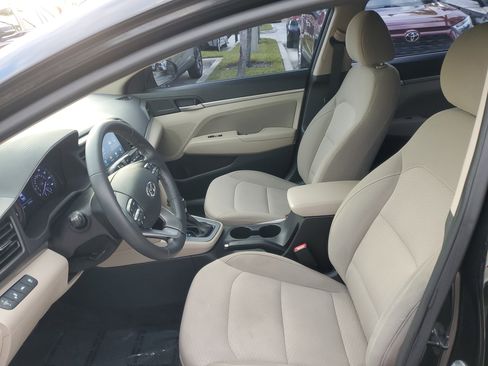 Used 2020 Hyundai Elantra Value Edition image 15