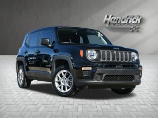 Used 2023 Jeep Renegade Latitude video 2