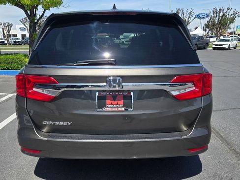 Used 2018 Honda Odyssey EX-L image 4