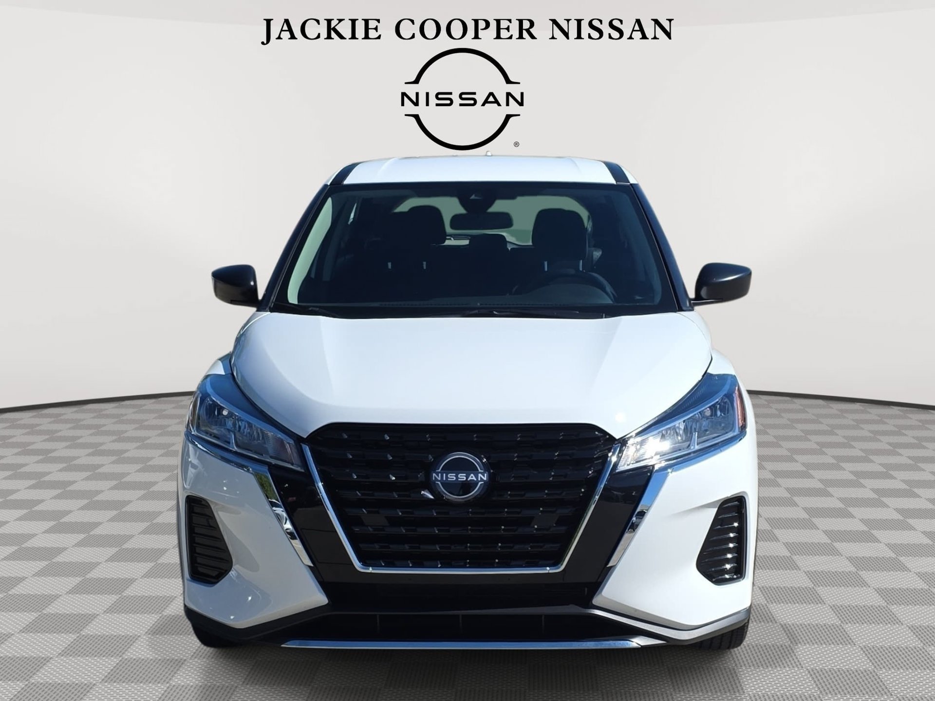 Certified 2025 Nissan Kicks Play S FWD image 2