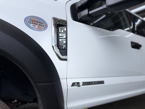 Used 2022 Ford F550 4x4 Crew Cab Super Duty image 8