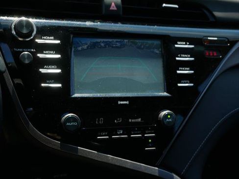 Certified 2020 Toyota Camry SE FWD image 18