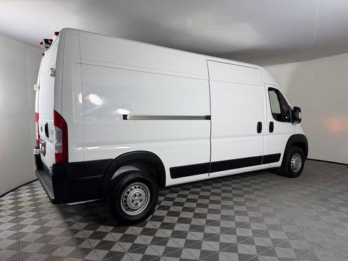 Used 2025 RAM ProMaster 3500 w/ Convenience Group FWD image 8