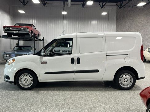 Used 2022 RAM ProMaster City Tradesman FWD image 2