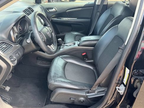 Used 2018 Dodge Journey Crossroad FWD image 5