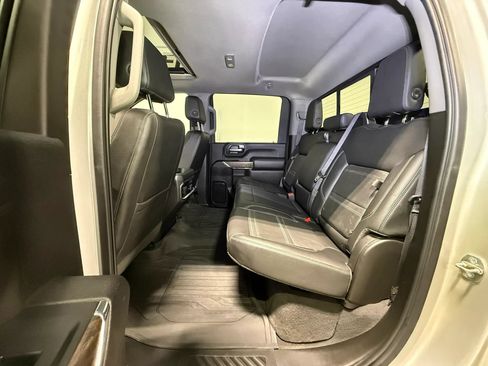 Used 2023 GMC Sierra 2500 Denali w/ Denali Ultimate Package AWD/4WD image 15