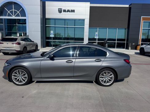 Used 2024 BMW 330i Sedan image 2