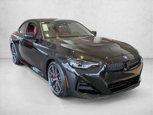 Used 2025 BMW 230i Coupe w/ M Sport Package RWD image 6