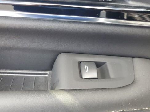 New 2026 GMC Yukon Elevation AWD/4WD image 14