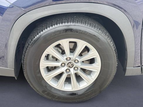 Used 2025 Toyota Grand Highlander FWD image 9