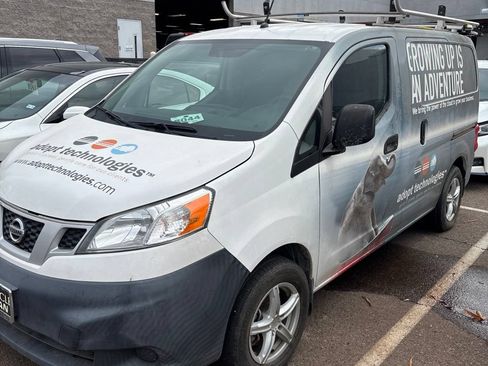 Used 2019 Nissan NV200 S FWD image 2