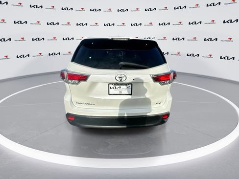 Used 2016 Toyota Highlander XLE image 7