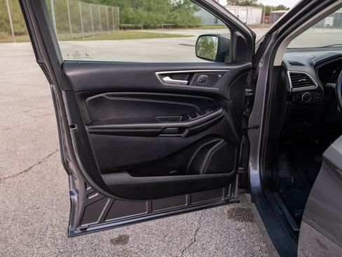 Used 2023 Ford Edge Titanium w/ Equipment Group 301A image 10