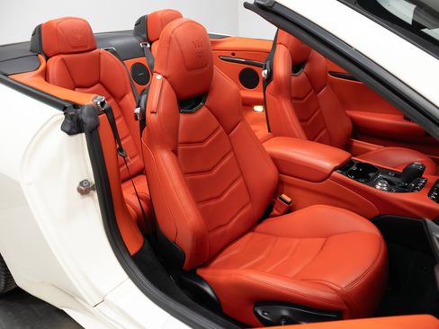 Used 2018 Maserati GranTurismo Sport image 54