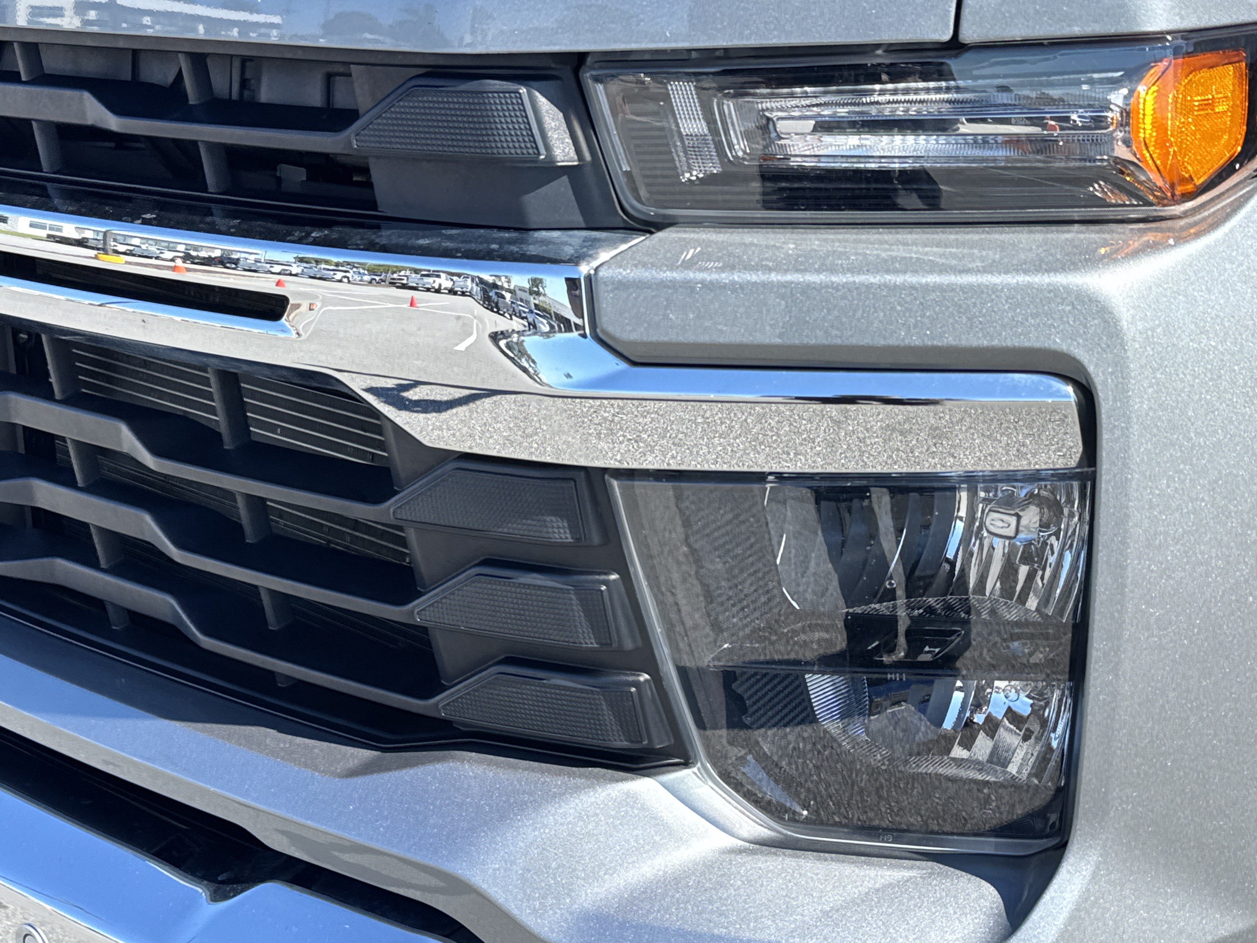 Used 2026 Chevrolet Silverado 3500 LT w/ All Star Edition AWD/4WD image 6