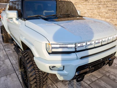 Used 2024 GMC Hummer EV 3X w/ Extreme Off-Road Package image 24