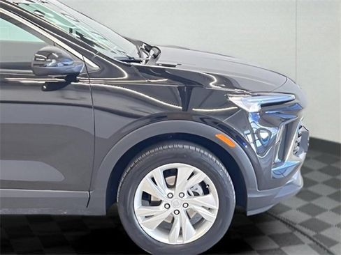 Used 2025 Buick Encore GX Preferred image 6