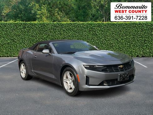 Used 2022 Chevrolet Camaro LT RWD image 1