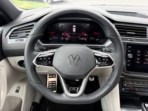 Used 2024 Volkswagen Tiguan SE R-Line AWD/4WD image 26