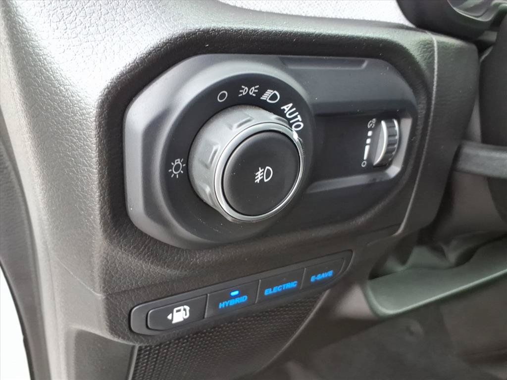 Used 2024 Jeep Wrangler Unlimited AWD/4WD image 22