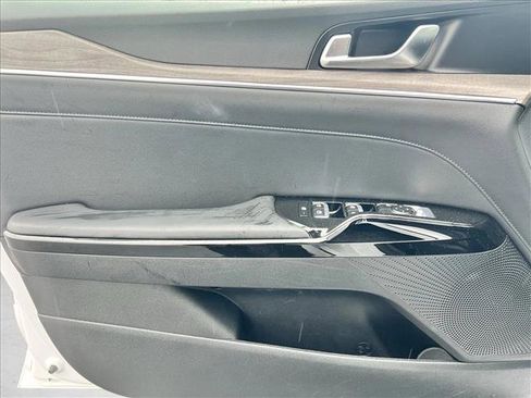 Used 2023 Kia K5 EX image 11