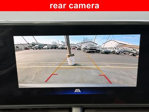 Used 2025 Chevrolet Trax LT w/ LT Convenience Package image 6