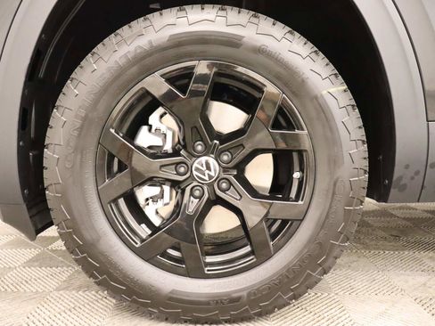New 2026 Volkswagen Atlas Peak Edition AWD/4WD image 6