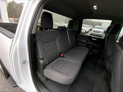 Used 2022 Chevrolet Silverado 2500 LT w/ Convenience Package image 19