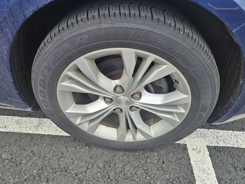 Used 2014 Chevrolet Impala LT w/ Premium Seating Package image 6